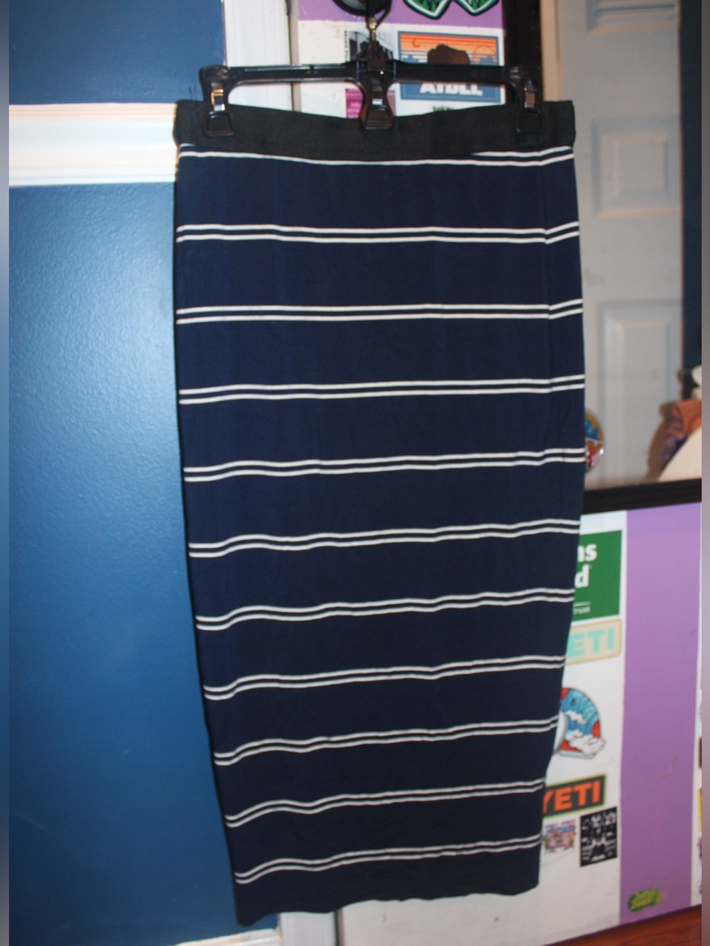 Olivaceous Striped Midi Pencil Skirt Size M - Navy Blue & White Wiggle Skirt